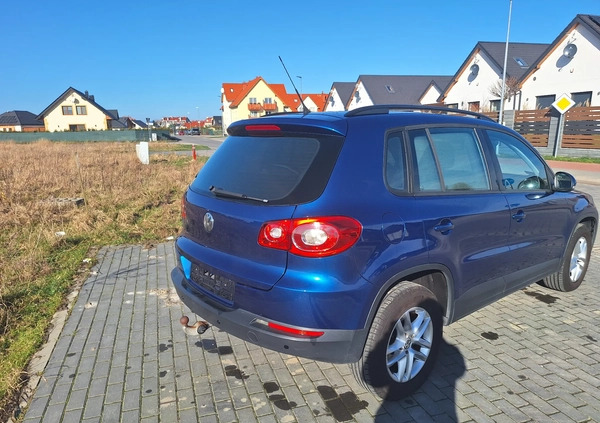 Volkswagen Tiguan cena 27500 przebieg: 301000, rok produkcji 2007 z Kołobrzeg małe 301
